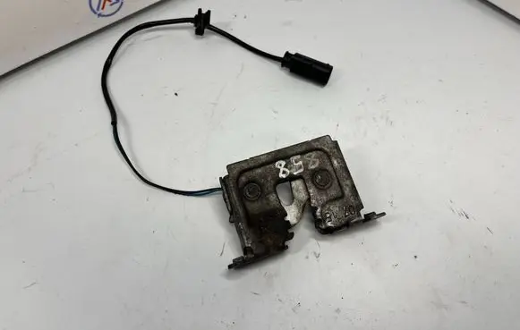 BMW X5 F15 Engine bonnet/hood lock/catch 7308068 51237308068