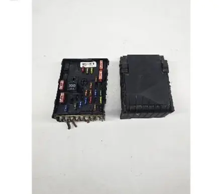 Volkswagen PASSAT B6 Fuse module 3C0937125 63592777
