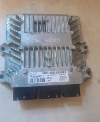 Ford Focus Engine control unit/module 7M5112A650ATC 5WS40552BT