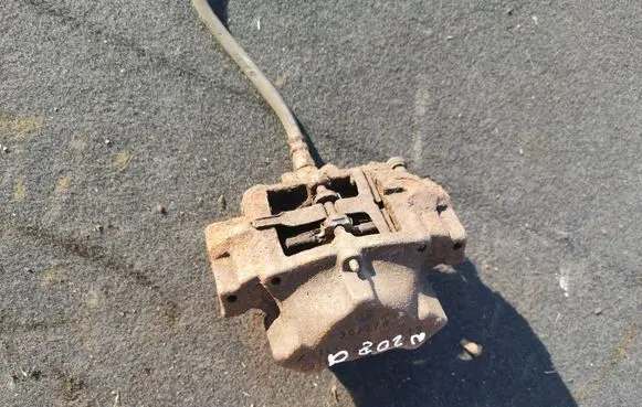 Mercedes-Benz CLK A208 C208 Rear brake caliper