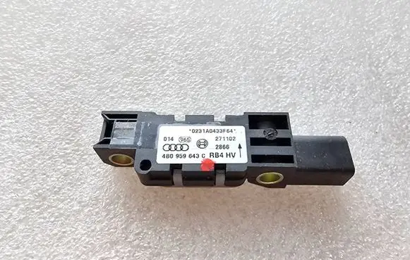 Audi A6 S6 C5 4B Airbag deployment crash/impact sensor 4B0959643C 0231A0433B