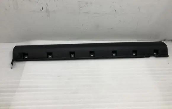 Suzuki SX4 Front sill (body part) 