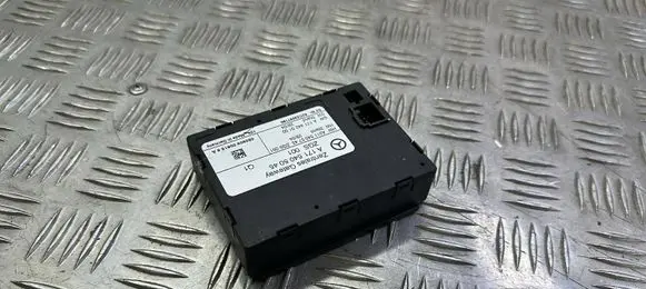 Mercedes-Benz SLK R171 Gateway control module A1715405045 A2115405745