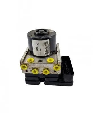 Suzuki Grand Vitara II ABS Pump x2t38371m1
