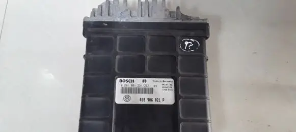 Ford Galaxy Engine control unit/module 0281001251252 028906021P