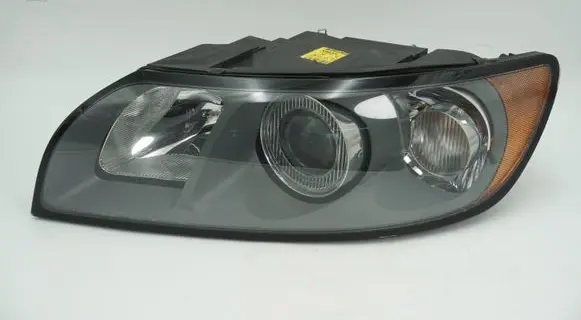 Volvo V50 Headlight/headlamp 30698885