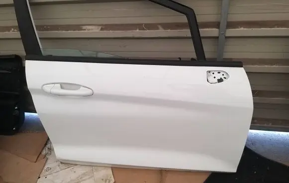 Ford Fiesta Front door JHH