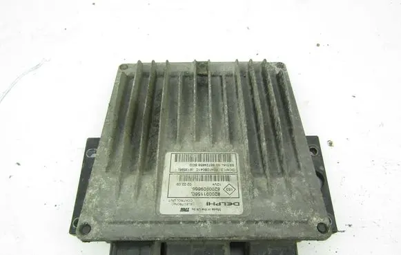 Renault Clio III Engine control unit/module ECU 8200911560