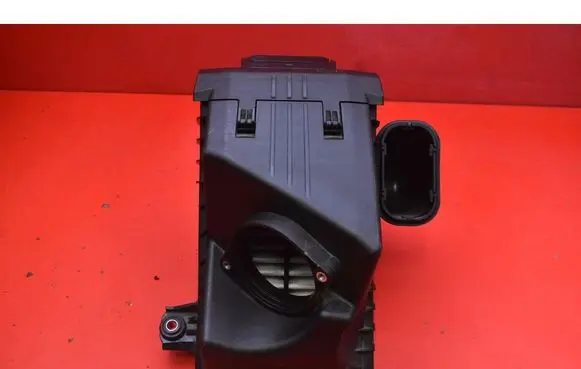 KIA Sportage Air filter box 28110N9400