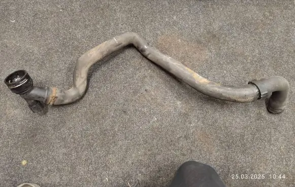 Audi TT Mk1 Engine coolant pipe/hose 1J0121619A 15735T1