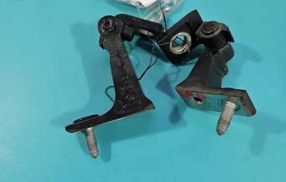Audi A4 S4 B9 8W Front door hinge set 8W5831403A IMPRK1572437