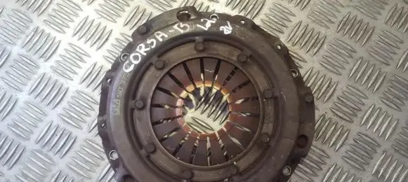 Opel Corsa B Pressure plate 