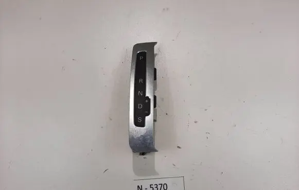 Audi A6 S6 C6 4F Gear shift selector indicator 4F1713463B