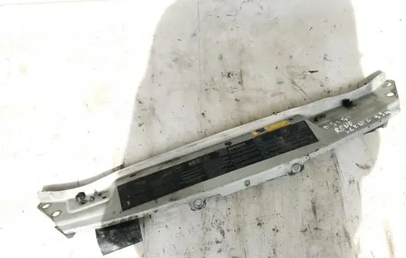 Renault Scenic I Radiator support slam panel