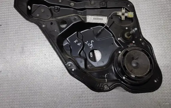 Seat Leon (1M) Rear door manual window regulator 1M0839755