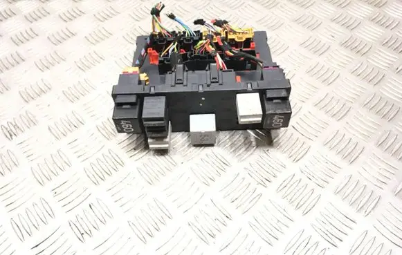 Skoda Octavia Mk2 (1Z) Comfort/convenience module 1K0937049N S0803 21002966