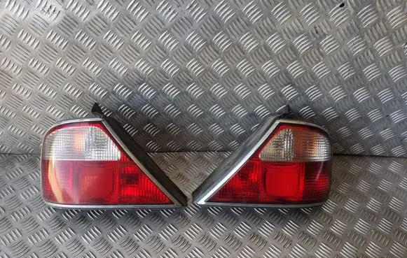 Jaguar XJ X308 Rear/tail lights set LNC4900CB LNC4901CB 23631100