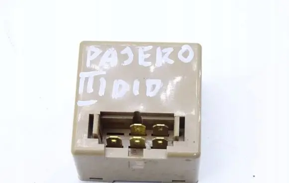 Mitsubishi Pajero Other relay MD369969