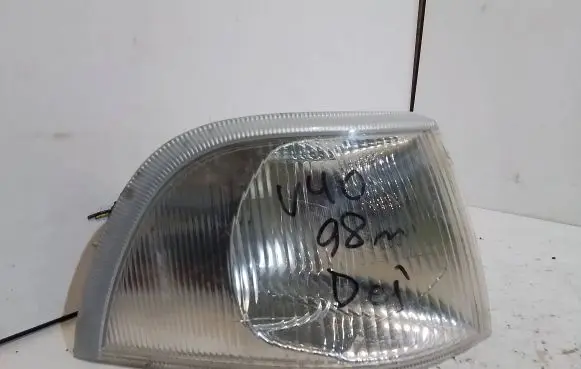 Volvo S40, V40 Front indicator light E101704
