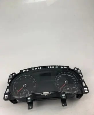 Volkswagen Golf VII Speedometer (instrument cluster) 5G1920740A