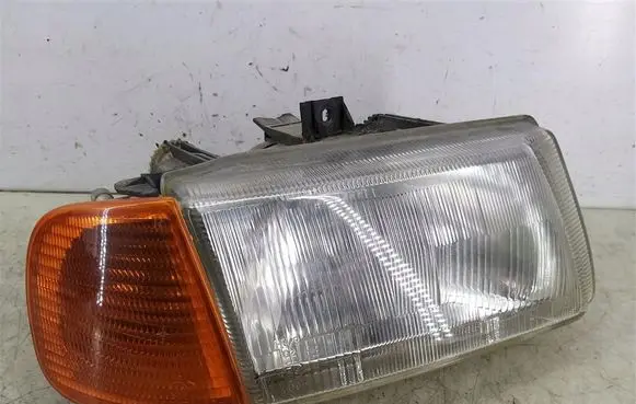 Volkswagen Polo III 6N 6N2 6NF Headlight/headlamp 