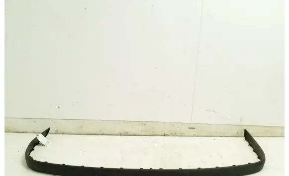 Hyundai Elantra Rear bumper trim bar molding 866712D200