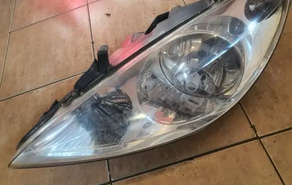 Peugeot 307 Headlight/headlamp 9641615780 89309071