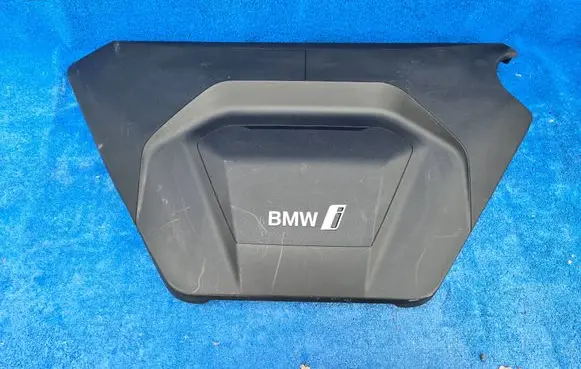 BMW X1 U11 Engine cover (trim) 9845334
