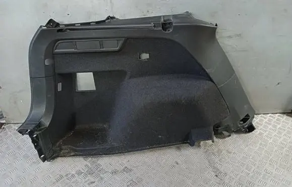 Skoda Kodiaq Tailgate/trunk side cover trim 565867761