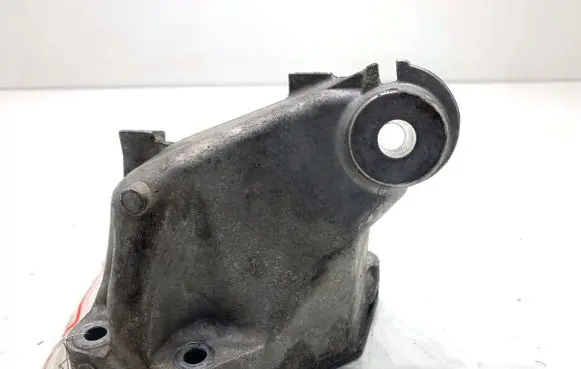 Mercedes-Benz ML W166 Engine mounting bracket A6422236304