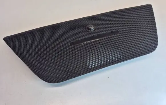 Mercedes-Benz C W204 Dash center speaker trim cover A2046802389