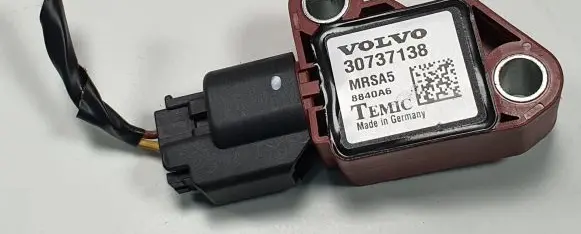 Volvo C30 Airbag deployment crash/impact sensor 30737138