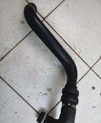 Ford Fusion II Intercooler hose/pipe R7N6A