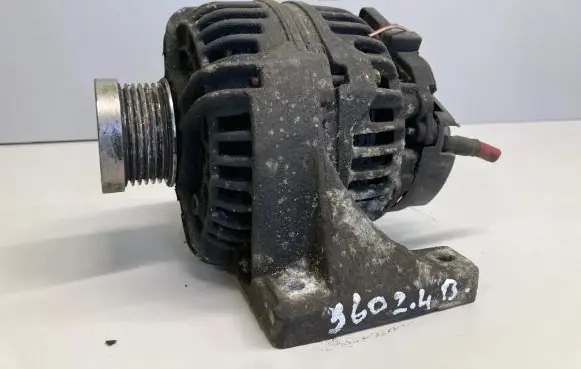 Volvo S60 Generator/alternator 8676498 0124525029