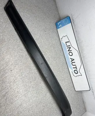 BMW 7 E38 Rear bumper trim bar molding 8125411