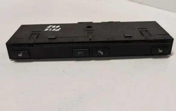 BMW 5 E60 E61 Seat heating switch 9134028 13580863 825656