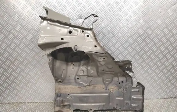 Toyota Yaris Front quarter panel 