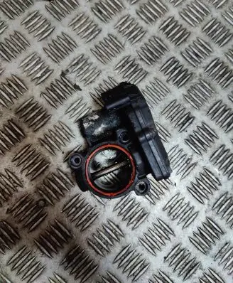Renault Trafic III (X82) Throttle valve H8201374868