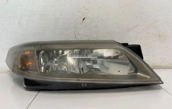 Renault Laguna II Headlight/headlamp 8200163324 8200006664
