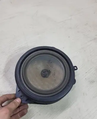 Audi A3 S3 A3 Sportback 8P Front door speaker 8P0035411 7606500214