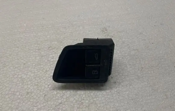 Volkswagen PASSAT B8 Fuel tank opening switch 3G0959903B A54816