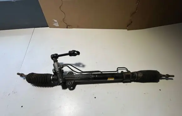 Mitsubishi Pajero Steering rack 9X135004