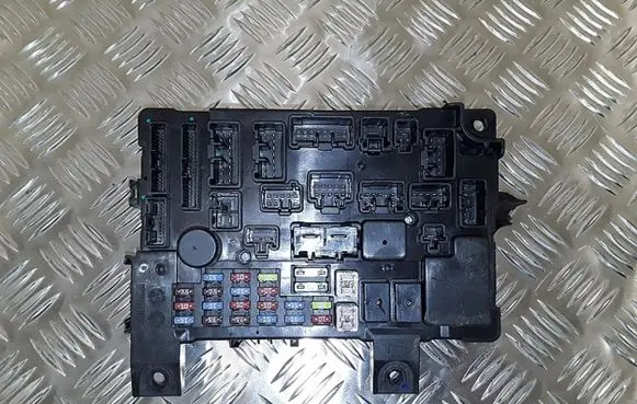 Mitsubishi Outlander Fuse module 8637A862