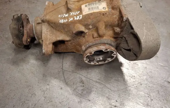 BMW X1 E84 Rear differential 7592938 BAB00X279 8911051315250003