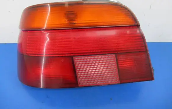 BMW 5 E39 Rear/tail lights 8358031