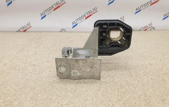 BMW 1 F20 F21 Radiator support slam panel bracket 7245796 7600541
