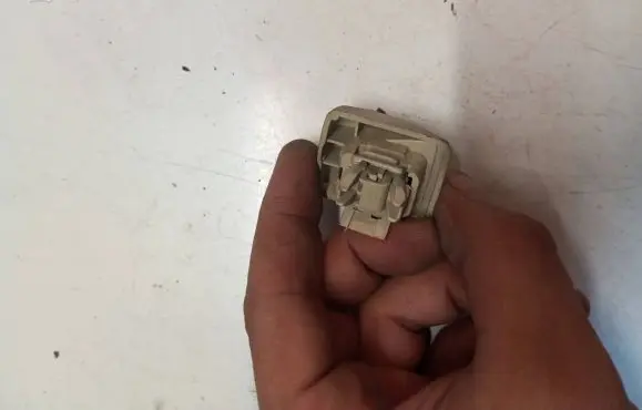 Sun visor clip/hook/bracket