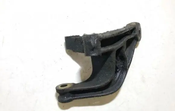 Fiat Palio Engine mounting bracket