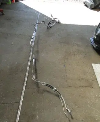 KIA Sorento Air conditioning (A/C) pipe/hose 