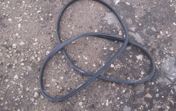 Volkswagen Amarok Rear door rubber seal (on body) 2H7839911H